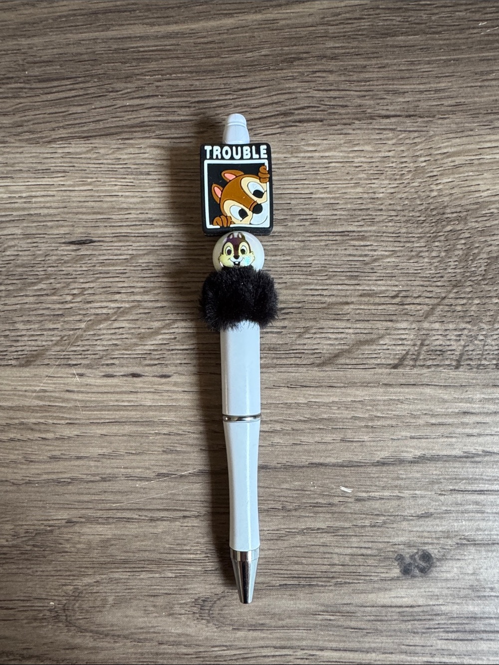 Cute Chip 'n' Dale Trouble Character White Pen